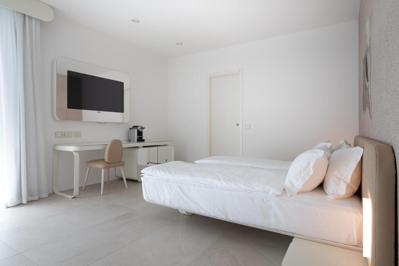 Hotel Edera Caorle Buitenkant foto