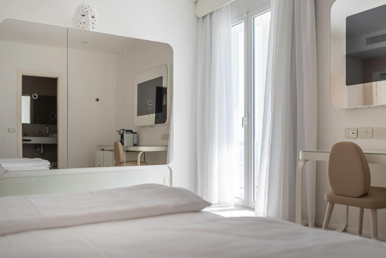 Hotel Edera Caorle Buitenkant foto