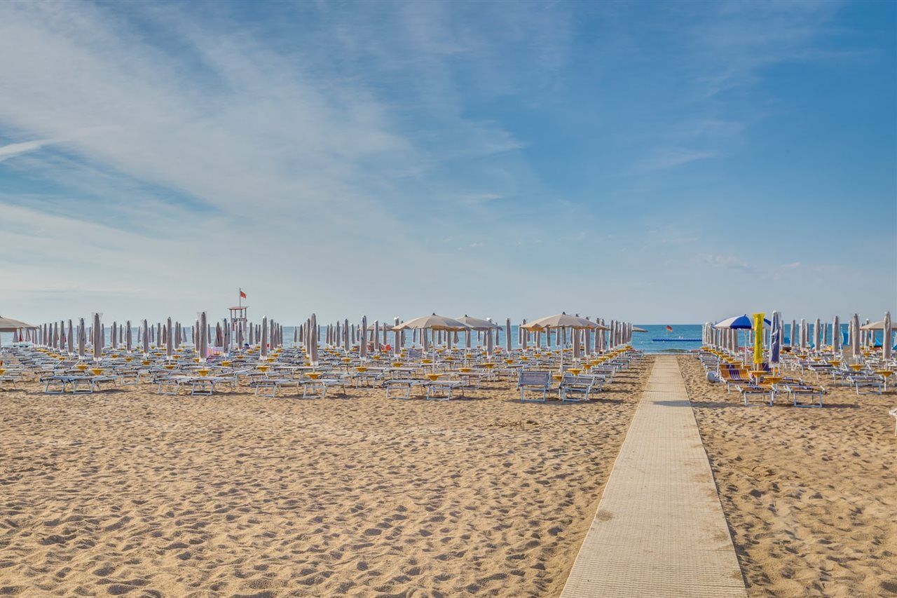 Hotel Edera Caorle Buitenkant foto