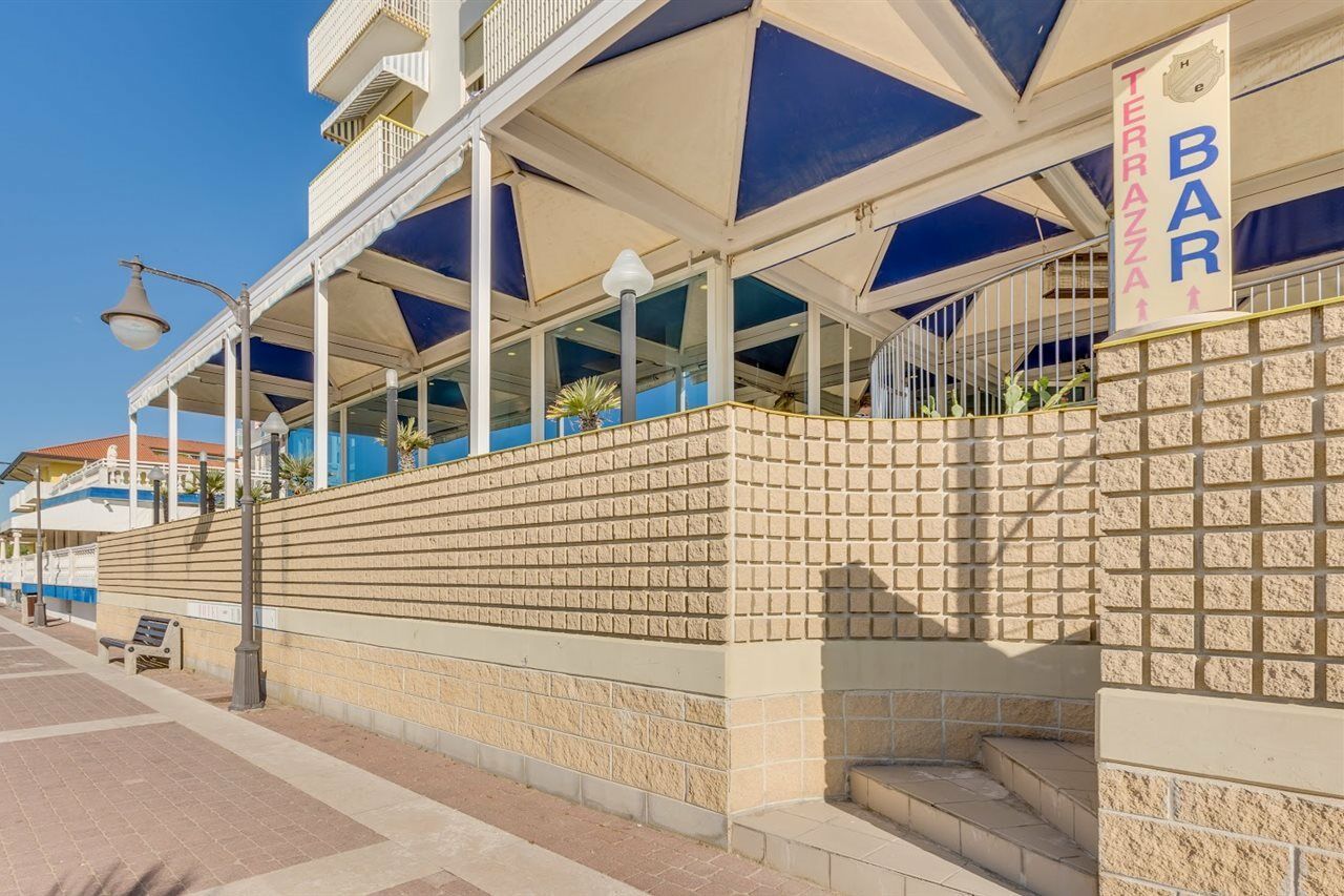 Hotel Edera Caorle Buitenkant foto